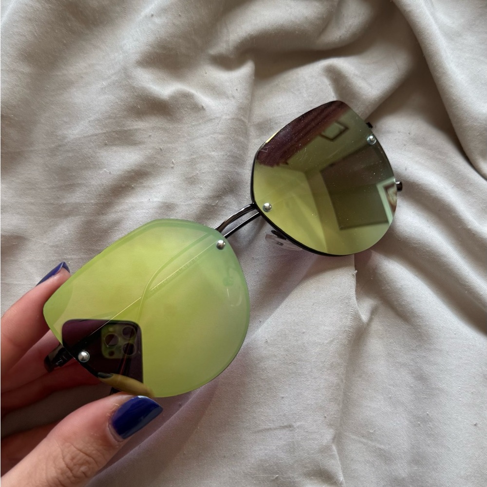 Stylish Green Sunglasses